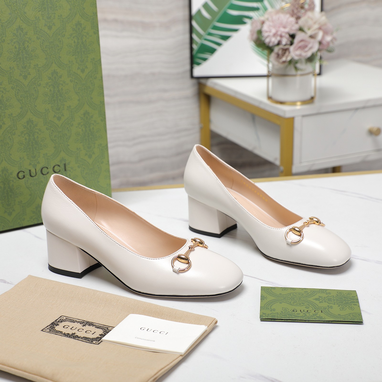 Gucci sz35-42 5.5cm 09